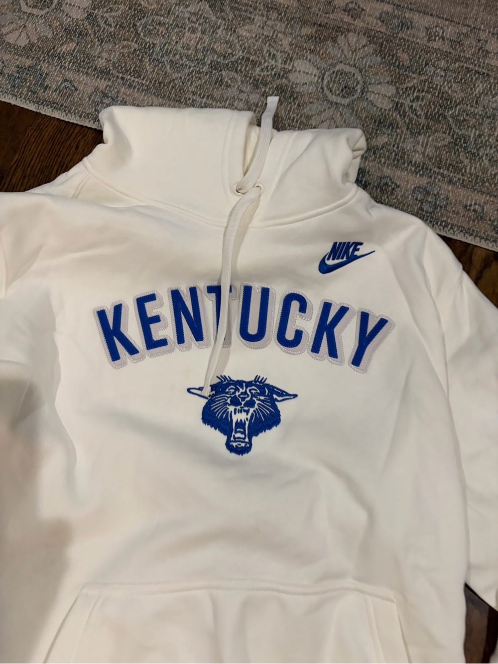 Nike White Crewneck Sweatshirt with Blue Kentucky Script
